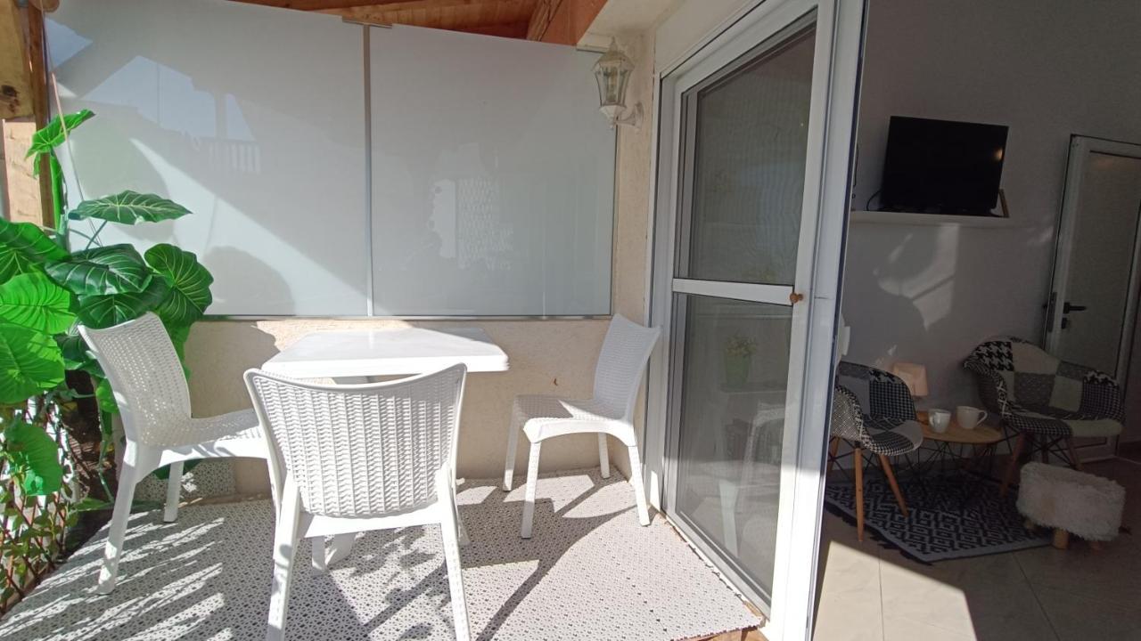 Beach Apartment With Beach Chairs N.1 Utjeha Luaran gambar