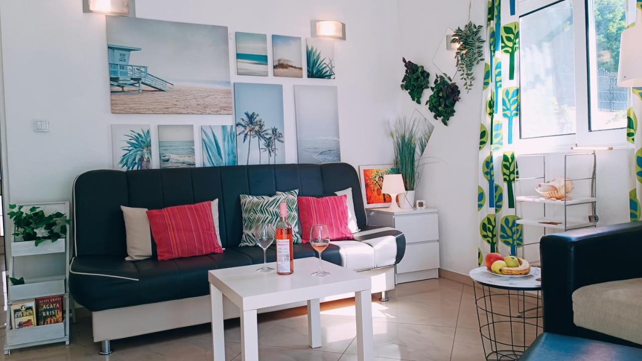Beach Apartment With Beach Chairs N.1 Utjeha Luaran gambar
