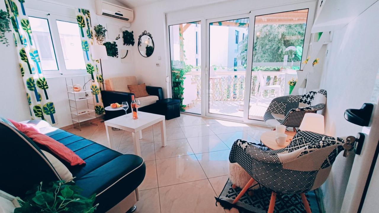 Beach Apartment With Beach Chairs N.1 Utjeha Luaran gambar