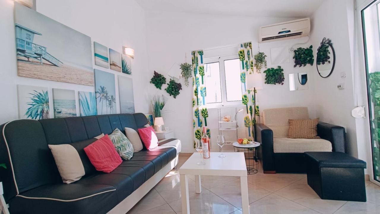 Beach Apartment With Beach Chairs N.1 Utjeha Luaran gambar