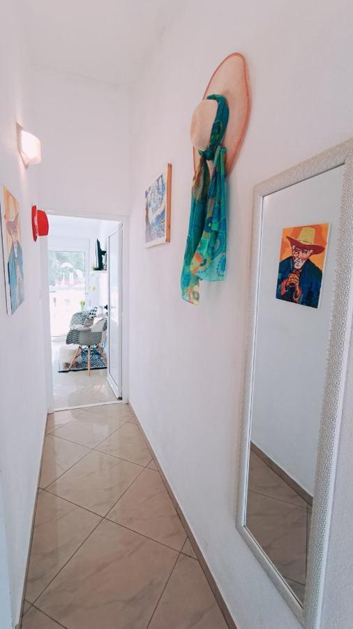 Beach Apartment With Beach Chairs N.1 Utjeha Luaran gambar